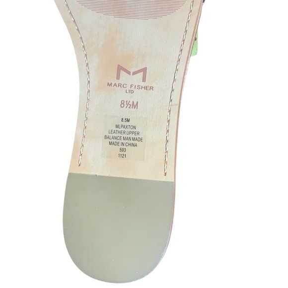 MARC Fisher Paxton stud slide green sandals. Size 8.5. New in Box - Picture 6 of 6